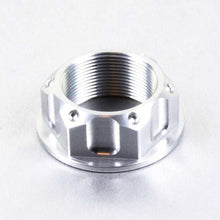 تحميل الصورة في معرض الصور RR AXLE NUT 22X1.5 TIT